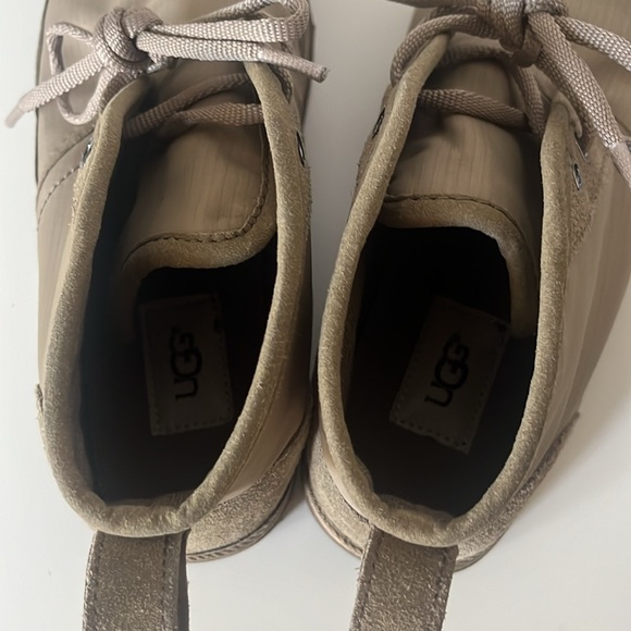 New UGG Light Brown Ankle Boots in Women’s Size 6 - Picture 4 of 9